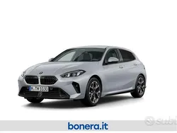 Grigio Nuova 2025 BMW 118 M Sport Due volumi | 43.300 € (Buon prezzo)