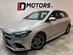 Argento Usata 2019 Mercedes 180 AMG line Tre volumi | 20.900 € (Buon prezzo)