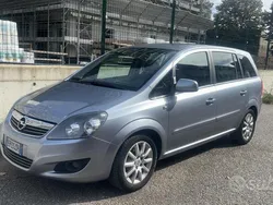 Usata 2010 Opel Zafira Monovolume | 3900 € (Buon prezzo)