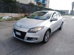 Grigio Usata 2010 Renault Mégane GT Line GT-Line Tre volumi | 4800 € (Buon prezzo)