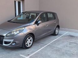 Grigio Usata 2010 Renault Scénic III XMOD Monovolume | 3500 €