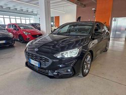 Nero Usata 2020 Ford Focus ST-Line Tre volumi | 14.900 € (Buon prezzo)