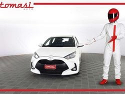 Super white Usata 2023 Toyota Yaris Active Due volumi | 13.900 € (Buon prezzo)