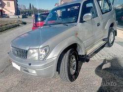 Grigio Usata 2001 Toyota Land Cruiser Station wagon | 9900 € (Super prezzo)