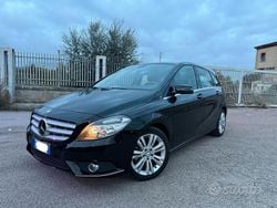 Nero Usata 2013 Mercedes B200 Monovolume | 9600 € (Buon prezzo)