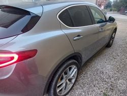 Grigio Usata 2018 Alfa Romeo Stelvio Tech Edition SUV | 20.000 € (Buon prezzo)