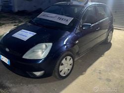 Blu Usata 2005 Ford Fiesta Collection Tre volumi | 999 € (Buon prezzo)