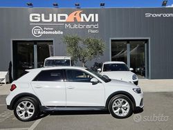 Bianco Nuova 2025 Audi A1 Business Tre volumi | 32.290 € (Buon prezzo)