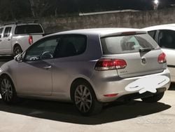 Grigio Usata 2009 VW Golf VI Tre volumi | 4900 € (Buon prezzo)