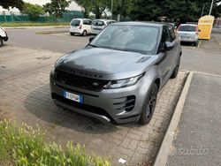 Grigio Usata 2019 Land Rover Range Rover evoque R-Dynamic SUV | 24.400 € (Cara)