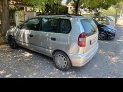 Usata 2005 Mitsubishi Colt Tre volumi | 1250 €