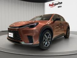 Rosso Nuova 2025 Lexus LBX SUV | 37.800 € (Cara)