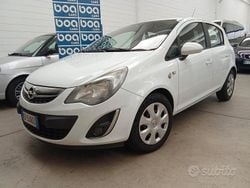 Bianco Usata 2014 Opel Corsa Tre volumi | 2900 € (Ottimo prezzo)