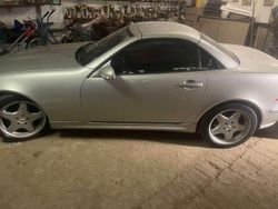 Argento Usata 2000 Mercedes SLK200 Cabrio | 9000 € (Cara)