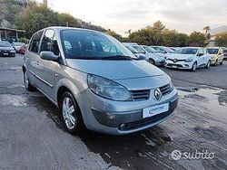 Käytetty 2005 Renault Scénic II Tila-auto | 1490 € (Hyvä tarjous)