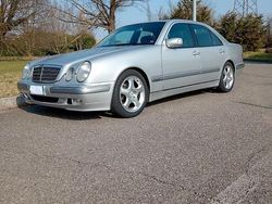 Grigio Usata 2001 Mercedes 200 Tre volumi | 9500 € (Buon prezzo)