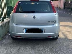 Usata 2007 Fiat Grande Punto Active Due volumi | 3000 € (Buon prezzo)