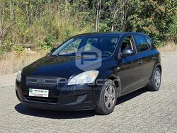 Nero Usata 2009 Kia Ceed GT LX Tre volumi | 1800 €