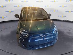 Blu Nuova 2025 Fiat 500e Icon Due volumi | 24.500 €