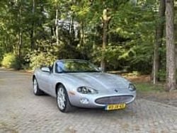 Grigio Usata 2002 Jaguar XKR Cabrio | 27.450 € (Ottimo prezzo)