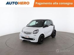 Bianco Usata 2019 Smart ForTwo Coupé Passion Due volumi | 17.599 € (Buon prezzo)