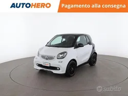 Bianco Usata 2019 Smart ForTwo Coupé Passion Due volumi | 17.599 € (Buon prezzo)