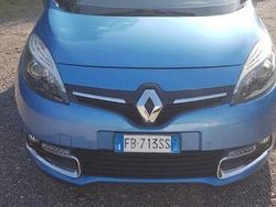 Blu Usata 2015 Renault Scénic III Monovolume | 5000 € (Buon prezzo)
