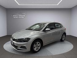 Argento Usata 2018 VW Polo Comfortline Tre volumi | 12.900 € (Buon prezzo)