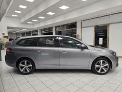 Grigio Usata 2018 Peugeot 308 S Station wagon | 8999 € (Buon prezzo)