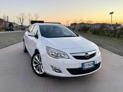 Bianco Usata 2011 Opel Astra Cosmo Station wagon | 3899 € (Buon prezzo)