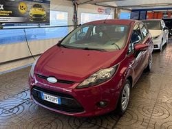 Viola Usata 2009 Ford Fiesta Tre volumi | 1499 € (Super prezzo)
