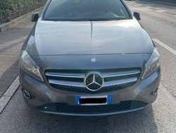 Grigio Usata 2013 Mercedes A200 Tre volumi | 11.500 € (Buon prezzo)