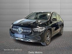 Nero Usata 2022 Mercedes 180 Tre volumi | 34.200 € (Molto cara)