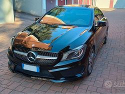 Nero Usata 2013 Mercedes CLA180 Premium Tre volumi | 17.000 € (Buon prezzo)