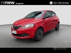 Rosso Usata 2023 Lancia Ypsilon Due volumi | 12.500 € (Buon prezzo)