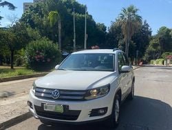 Bianco(met.) Usata 2013 VW Tiguan Trendline SUV | 8900 € (Buon prezzo)