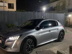 Grigio Usata 2021 Peugeot 208 GT Due volumi | 17.900 € (Molto cara)