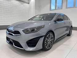 Lunar silver Nuova 2025 Kia ProCeed GT-Line Due volumi | 28.900 € (Buon prezzo)