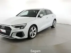 Bianco ghiaccio metallizzato Usata 2024 Audi A3 S-Line | 35.800 € (Buon prezzo)