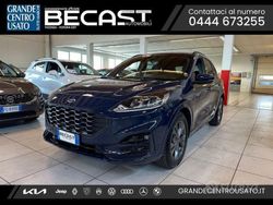 Blu metallizzato Usata 2023 Ford Kuga ST-Line SUV | 20.900 € (Ottimo prezzo)