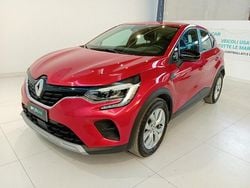 Rosso Usata 2022 Renault Captur Business SUV | 12.990 € (Super prezzo)