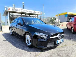 Nero Usata 2019 Mercedes A180 Tre volumi | 19.900 € (Ottimo prezzo)