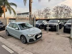 Grigio Usata 2022 Audi A1 Sportback Due volumi | 19.450 € (Buon prezzo)