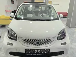 Bianco Usata 2015 Smart ForFour Passion Due volumi | 8999 € (Buon prezzo)