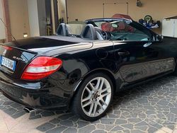Nero Usata 2007 Mercedes SLK200 Cabrio | 13.800 €