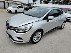 Argento Usata 2017 Renault Clio IV Intens Tre volumi | 6999 € (Buon prezzo)