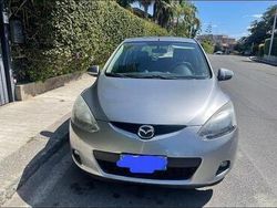Grigio Usata 2009 Mazda 2 Due volumi | 3000 € (Buon prezzo)