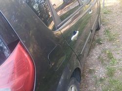 Usata 2008 Renault Scénic II Monovolume | 400 €