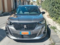 Usata 2021 Peugeot 2008 SUV | 17.500 € (Buon prezzo)