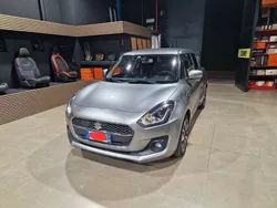 Usata 2019 Suzuki Swift Tre volumi | 9900 € (Ottimo prezzo)